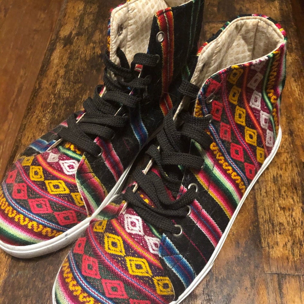 Inkkas Handmade Hightops Unisex Sneakers